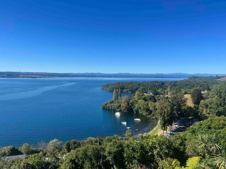 Willa Breathtaking Views Taupo Zewnętrze zdjęcie